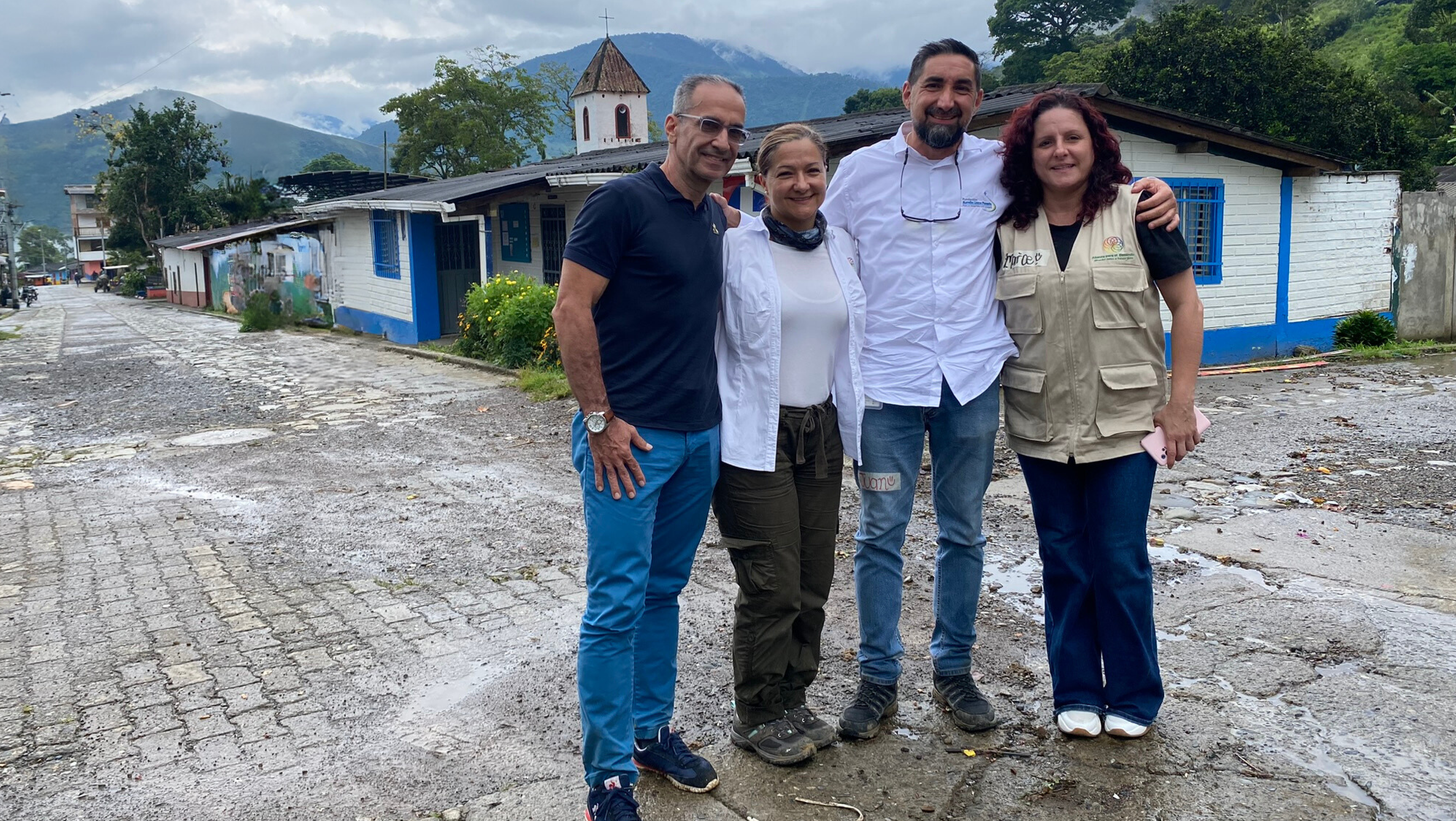 Alpina_Mesa de trabajo 1