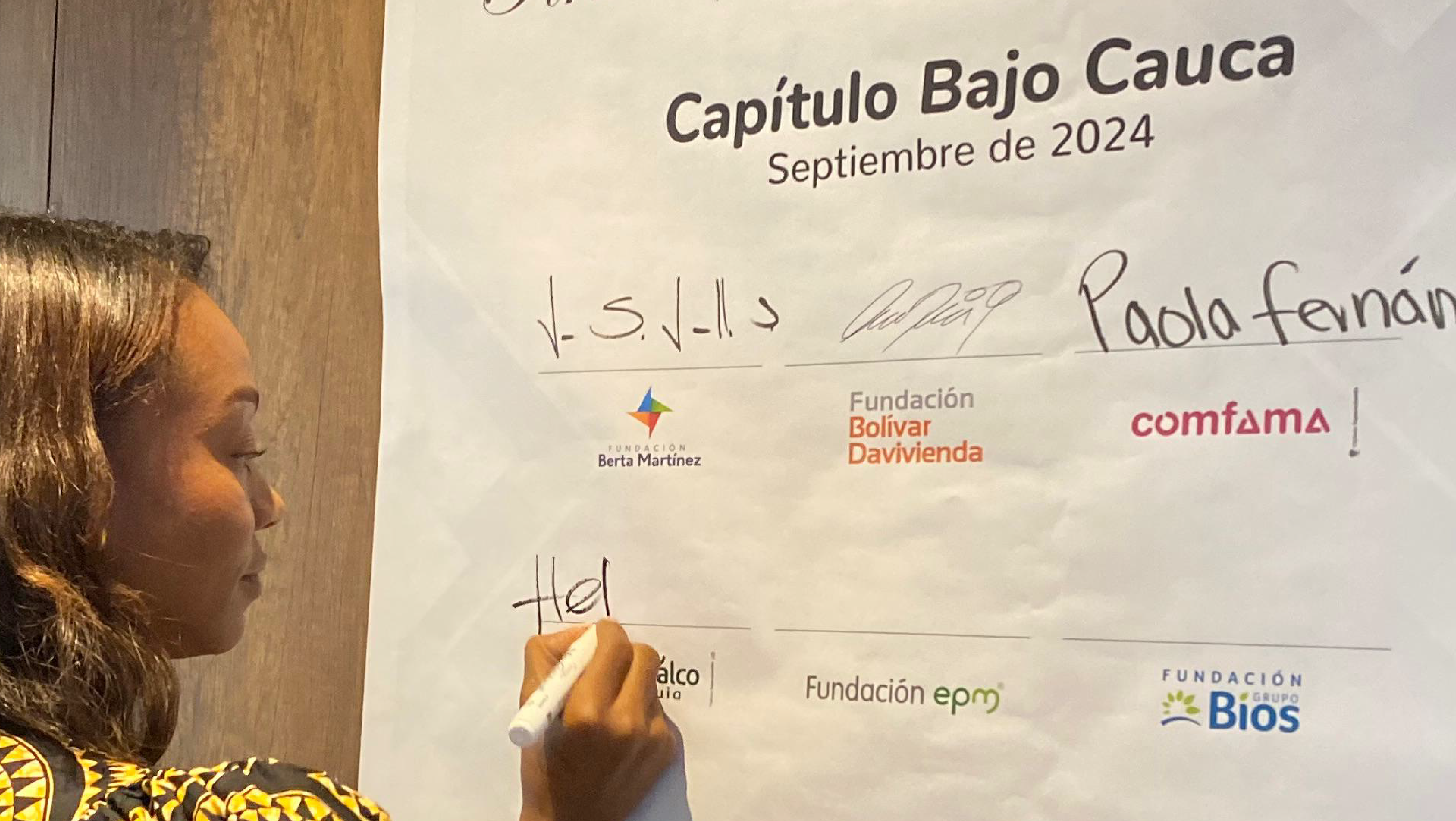 Firma_Mesa de trabajo 1