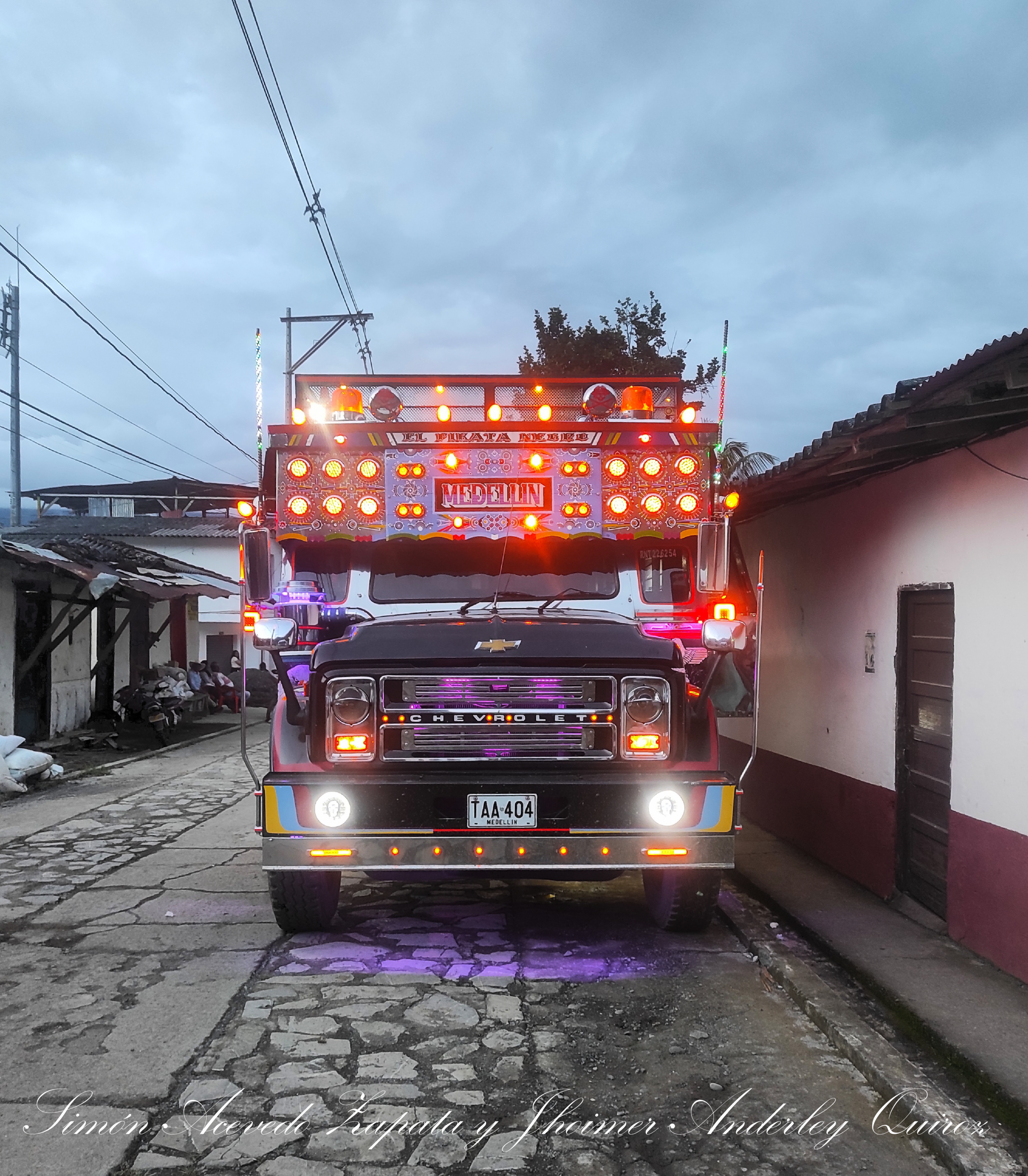 Alianza_MiFotoporUrama_Simón y Jhoimer