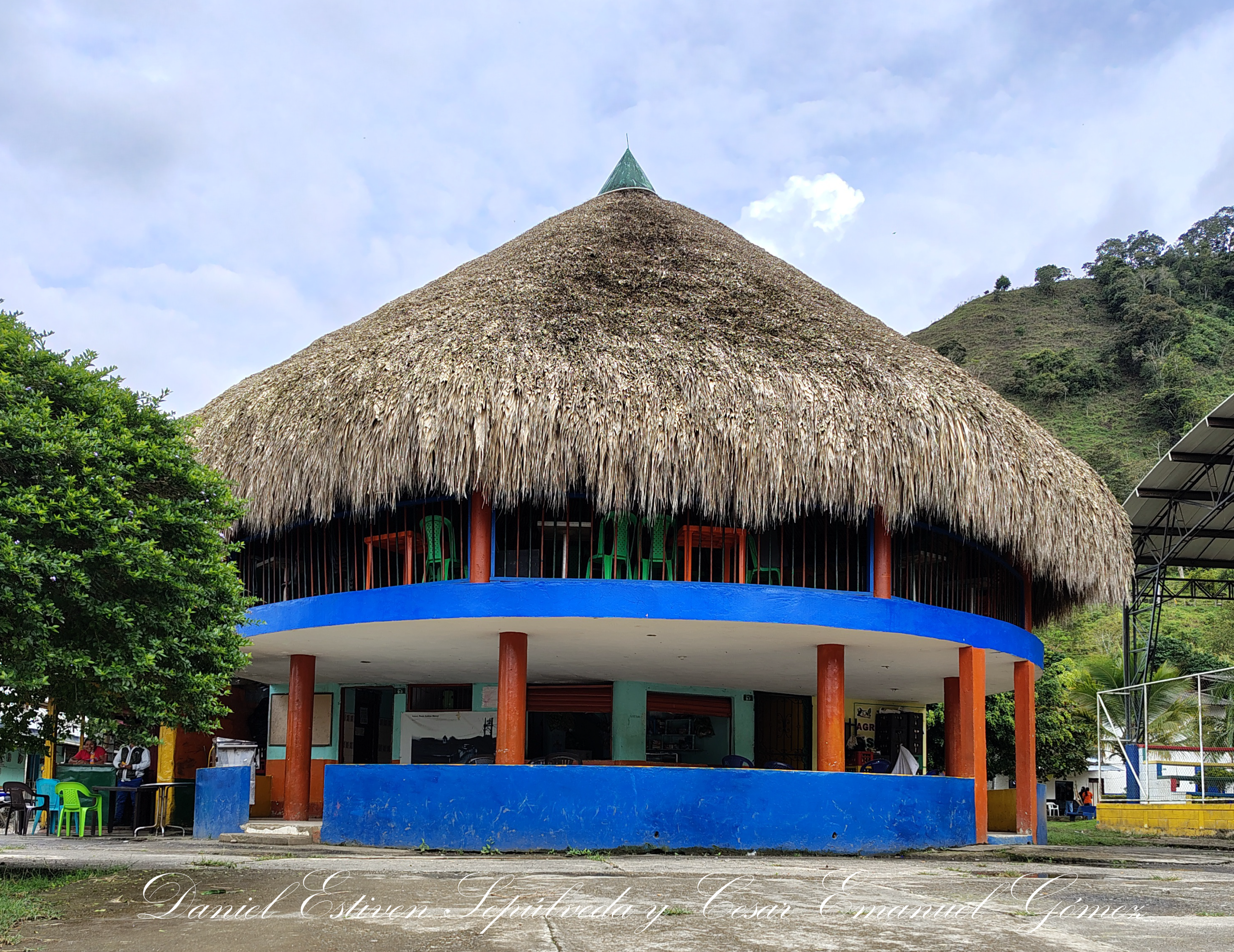 Alianza_MifotoporUrama_Daniel y Cesar